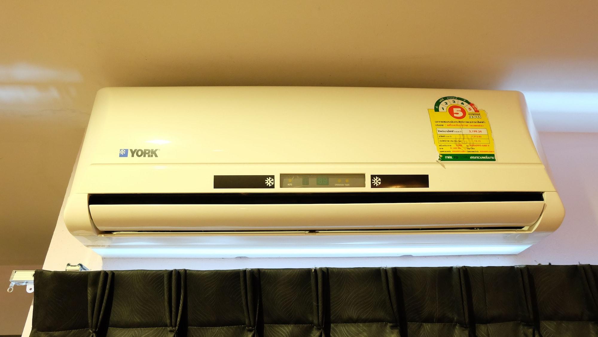 בנגקוק Sunny Residence מראה חיצוני תמונה