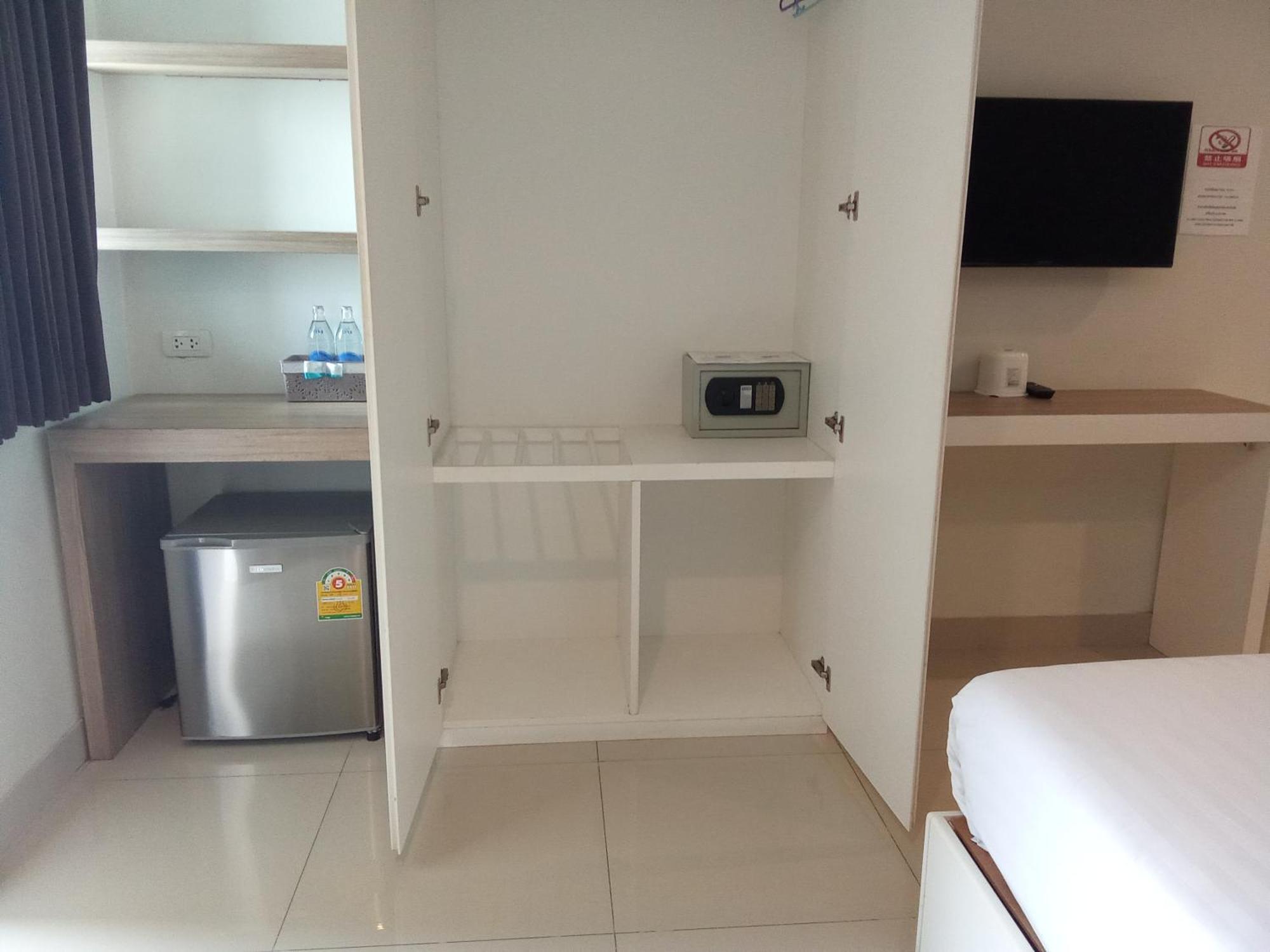 בנגקוק Sunny Residence מראה חיצוני תמונה